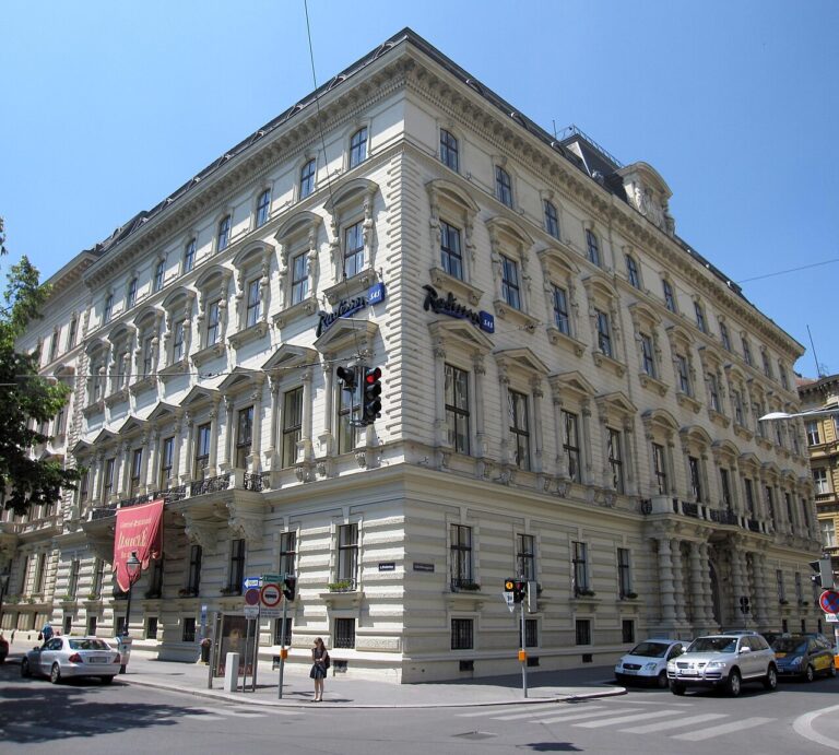 Almanac Palais Vienna